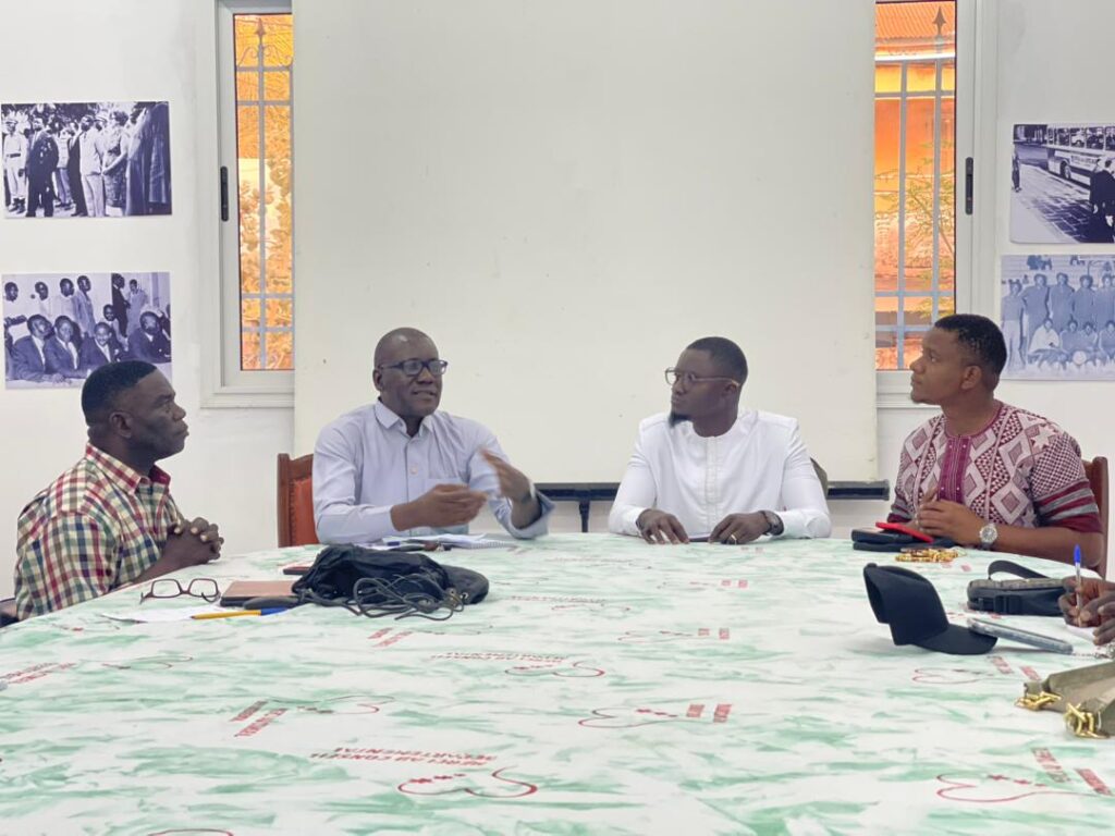 Ibrahima Gassama face aux jeunes journalistes