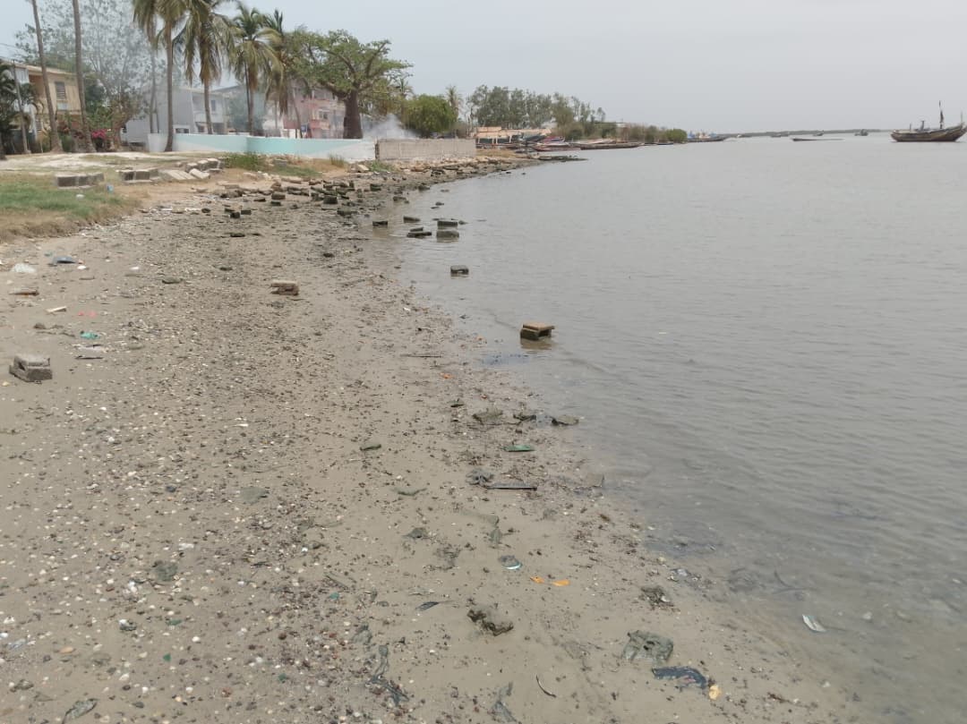 littoral du fleuve Casamance au quartier Boudodi. Photo Alassane DIEDHIOU